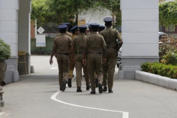 யாழில் சடலமாக மீட்கப்பட்ட தமிழ் பொலிஸ் உத்தியோகஸ்தர்