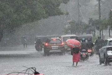 தமிழகத்தில் இன்று 12 மாவட்டங்களில் கனமழை பெய்யும்- எந்தெந்த மாவட்டங்கள் தெரியுமா?