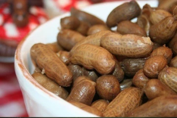 தினமும் காலையில் ஊற வைத்த வேர்க்கடலையை சாப்பிடுவதால் கிடைக்கும் நன்மை என்ன தெரியுமா?