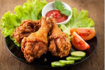 சிக்கன் அடிக்கடி சாப்பிடுவதால் உண்டாகும் சிக்கல்கள் என்னென்ன தெரியுமா ?