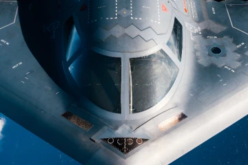 ஈரான் மீது பறந்து ஒத்திகை பார்த்த அமெரிக்காவின் B-2 குண்டுவீச்சு விமானங்கள்