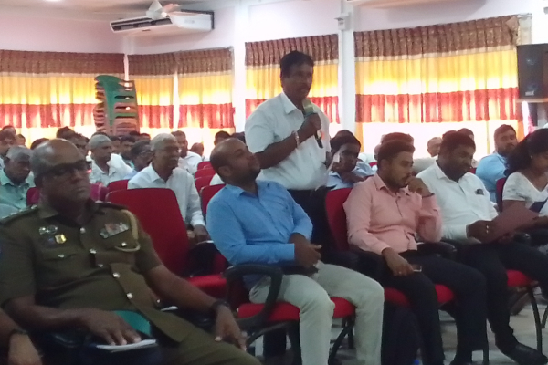 சட்டவிரோத மீன்பிடியால் வடமராட்சி வடக்கு கடற்றொழிலாளர்கள் பாதிப்பு! | Fishermen Affected By Illegal Purse Seine Fishing