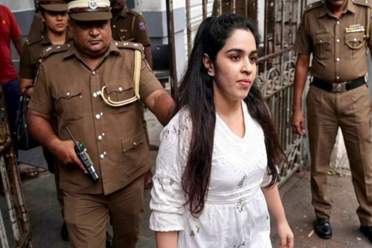 அவசரமாக இடமாற்றப்பட்ட இஷாரா செவ்வந்தி! தீவிரமடையும் விசாரணை | Ishara Sevwandi Angunakolele Urgent Relocation