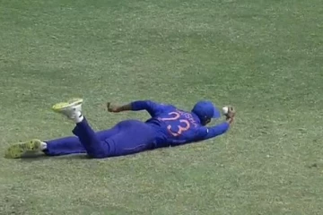 ஆட்டத்தை மாற்றிய கௌசல் தாம்பேவின் ஒற்றை கேட்ச் - இந்தியா உலகக்கோப்பையை வென்றதன் பின்னணி