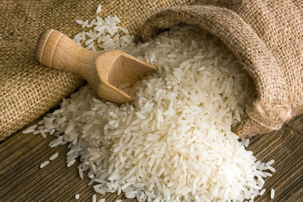 அரிசியை அதிக விலைக்கு விற்கும் நபர்களுக்கு ஆப்பு | Wedge For People Who Sell Rice At High Prices