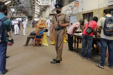 புகையிரத நிலையங்களில் நாளை முதல் பொலிஸா​ர் குவிப்பு