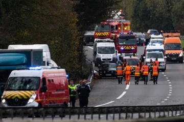 பிரான்ஸில் பரபரப்பை ஏற்படுத்திய மூதாட்டியின் செயல்; பொலிஸார் அதிரடி!