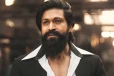 KGF என்ற படத்தின் மூலம் ராஜ வாழ்க்கை வாழும் நடிகர் யஷ் சொத்து மதிப்பு- எத்தனை கோடி தெரியுமா?