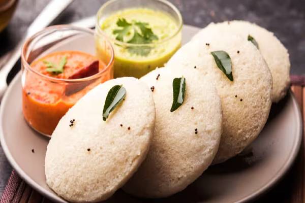 வீட்டில் இட்லி இருக்கா? அப்போ தாளித்த தயிர் இட்லி இந்த பொருள் போட்டு செய்ங்க | Home Made Thaliththa Yogurt Idli Food Recipe வீட்டில் இட்லி இருக்கா? அப்போ தாளித்த தயிர் இட்லி இந்த பொருள் போட்டு செய்ங்க | Home Made Thaliththa Yogurt Idli Food Recipe