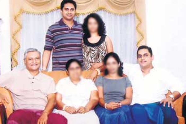 ராஜபக்ச குடும்பத்தில் ஒருவரை கைது செய்ய உத்தரவு..! சர்வதேச பிடியாணையில் அதிரடியாக களமிறங்கும் அதிகாரிகள் | Red Warrant Issued Chamal Younger Son Shamindra