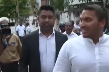 கைதான ரணிலை காண ஓடோடி வந்த நாமல் ராஜபக்க்ஷ!