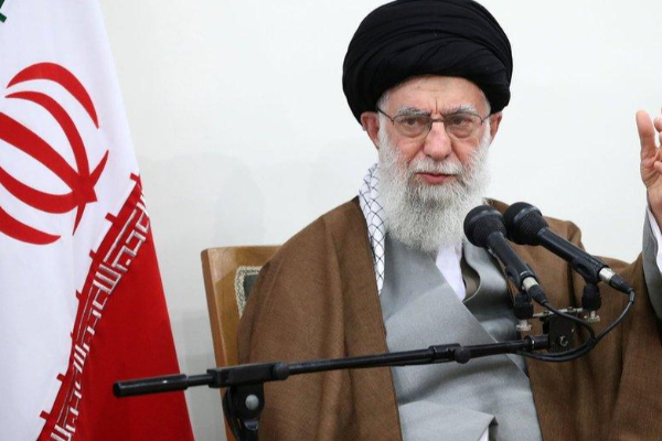 அமெரிக்காவின் USS CVN - 72 அருகே சீன உளவு கப்பல்! | Uss Cvn 72 Nearchinese Spy Ship