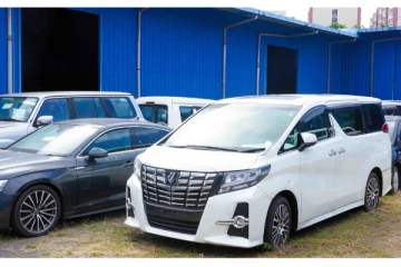 இலங்கைக்கு இறக்குமதி செய்யப்பட்ட 446 வாகனங்கள் தொடர்பில் வெளியான தகவல்