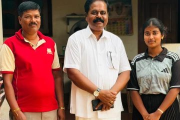 உயர்தர பரீட்சையில் சாதனை படைத்த மாணவி: நேரில் சென்று வாழ்த்திய சிறீதரன் எம்.பி!