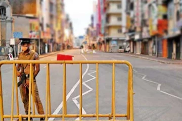 ප්‍රධාන මාර්ගයක් හදිසියේම වසා දැමේ..!