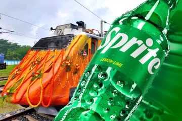 இந்தியாவின் முதல் தனியார் பிராண்டட் ரயில் - Sprite Tejas Express