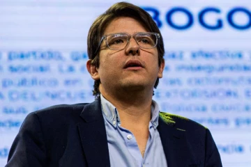 கொலம்பிய ஜனாதிபதி வேட்பாளர் மீது துப்பாக்கிச் சூடு