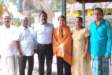 முல்லைத்தீவில் க.பொ.த. உயர்தரப்பரீட்சையில் சாதித்த மாணவர்களை நேரில் சென்று மதிப்பளித்தார் - ரவிகரன் எம்.பி