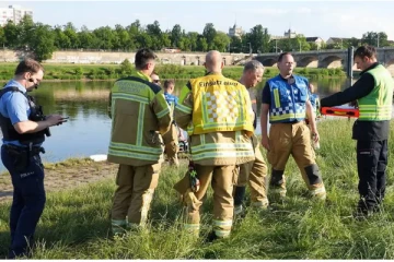 ஜேர்மனியில் மின்னல் தாக்கி 10 பேர் மருத்துவமனையில் அனுமதி