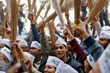 அடடா..அடடா என்ன ஒரு அறிவிப்பு 300 யூனிட் மின்சாரம் இலவசம்: மாஸ் காட்டும் ஆம் ஆத்மி