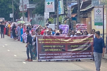 மட்டக்களப்பில் கவன ஈர்ப்பு போராட்டம்: பெருமளவான பொதுமக்கள் பங்கேற்பு (Photos)