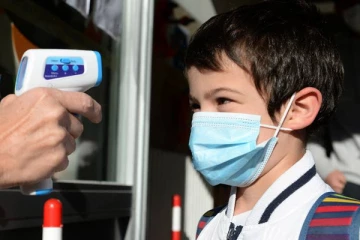 இலங்கையில் நீக்கப்பட்ட  கட்டுப்பாடு! விசேட மருத்துவர்கள் சங்கம் கடும் எதிர்ப்பு