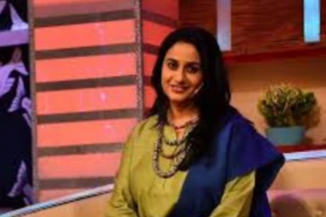 10 வருடத்துக்கு பின் முதல் கணவரின் விவாகரத்தை பற்றி பேசிய நடிகை அனுஹாசன்; வியப்பில் ரசிகர்கள்