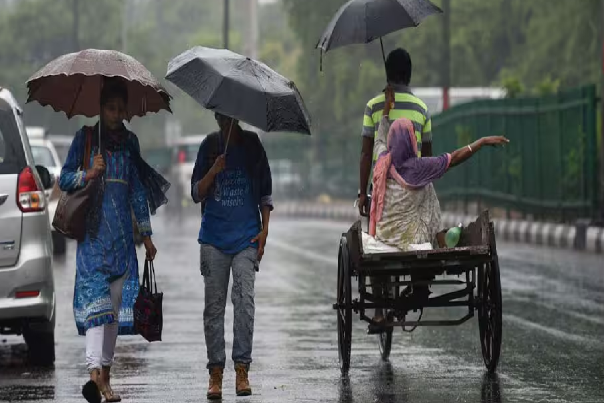 நாட்டில் பல பகுதிகளில் இடியுடன் கூடிய கனமழை - பொதுமக்களுக்கு விடுக்கப்பட்ட எச்சரிக்கை | Heavy Rains Of Up To 100 Mm In Many Areas Today நாட்டில் பல பகுதிகளில் இடியுடன் கூடிய கனமழை - பொதுமக்களுக்கு விடுக்கப்பட்ட எச்சரிக்கை | Heavy Rains Of Up To 100 Mm In Many Areas Today