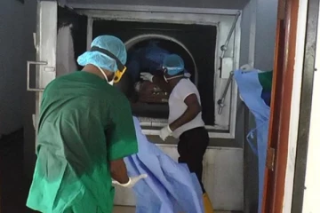 கொரோனா தொற்றால் பாதிக்கப்பட்ட மேலும் 43 பேர் பலி