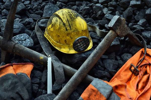 நைஜீரியாவில் விஷவாயு கசிவால் வெடித்து சிதறிய சுரங்கம் ; பரிதாபமாக பலியான 38 தொழிலாளர்கள் | Nigeria Due Gas Leak 38 Workers Tragically Killed