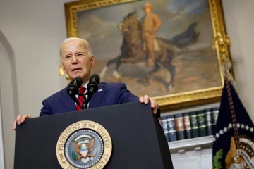 புலம்பெயர்ந்தவர்களை வரவேற்கும் அமெரிக்கா: ஜோ பைடன் சுட்டிக்காட்டு