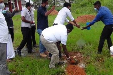 முன்னாள் நாடாளுமன்ற உறுப்பினர் ஆறுமுகன் தொண்டமானின் நினைவு தினத்தை முன்னிட்டு மரநடுகை