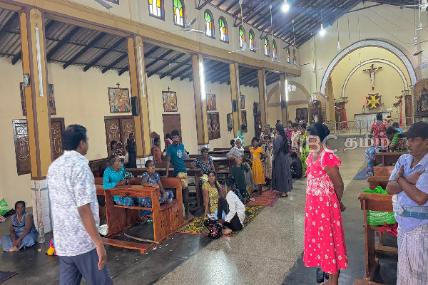 யாழ். மாவட்ட அனர்த்த நிலவரம் : அரசாங்க அதிபரின் அறிவிப்பு! | Jaffna District Disaster Situation யாழ். மாவட்ட அனர்த்த நிலவரம் : அரசாங்க அதிபரின் அறிவிப்பு! | Jaffna District Disaster Situation