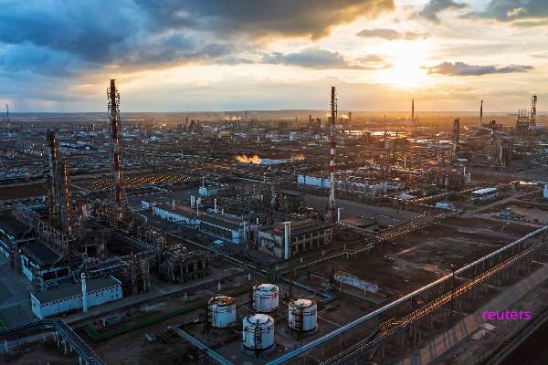 அமெரிக்க வர்த்தக ஒப்பந்தத்தால்... இந்திய எண்ணெய் நிறுவனங்கள் எடுத்த முடிவு | Indian Refiners Avoid Russia