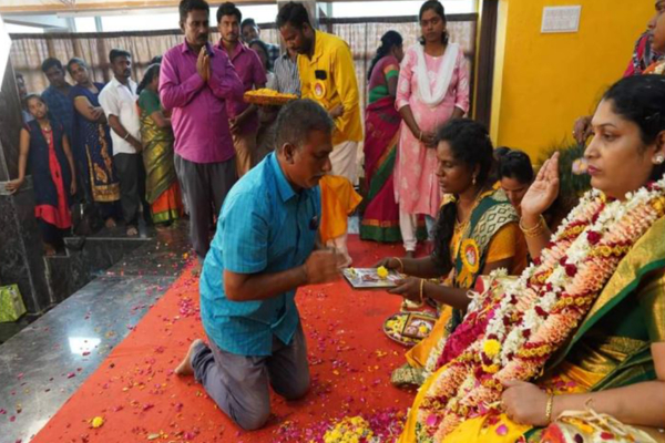 அப்போ பஞ்சாயத்து.. இப்போ கடவுள் !! - திடீர் சாமியார் அன்னப்பூரணிக்கு போலிஸ் வைத்த செக் - தமிழ்நாடு