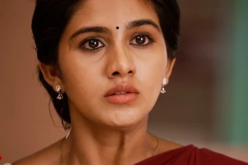 சிங்கப்பெண்ணே சீரியலில் ஆனந்தியாக நடிக்க நடிகை மனிஷா வாங்கும் சம்பளம்.. எவ்வளவு தெரியுமா