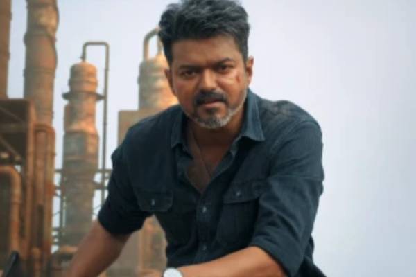 விஜய்யை பிளாக்மெயில் செய்யமுடியாது!! எஸ் ஏ சந்திரசேகர் காட்டம்.. | S A Chandrasekhar Open Jananayagan Release Issue