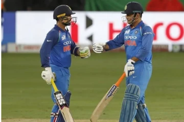 தோனியின் இடத்தில் தமிழன் தினேஷ் கார்த்திக்! கசிந்த தகவலால் உற்சாகத்தில் ரசிகர்கள்