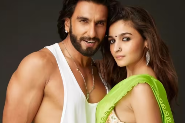 ஆலியா பட்-க்கு பதிலாக இவரா? ரன்வீர் சிங் ஜோடியான ரூ. 300 கோடி வசூல் நாயகி.. யார் தெரியுமா? | Kalyani Priyadharshan To Act With Ranveer Singh