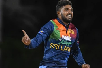 වනිදුට වාර්ථාගත මිලක් නියම වෙයි.. මහීෂ්, භානුක ඇතුළු ක්‍රීඩකයින්ට සුපිරි ලන්සු..