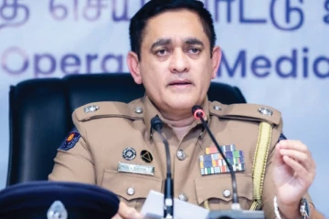 ලීසිං වාහන බලෙන් උදුරා ගැනීමට එරෙහිව පොලිසිය රතු එළි දල්වයි