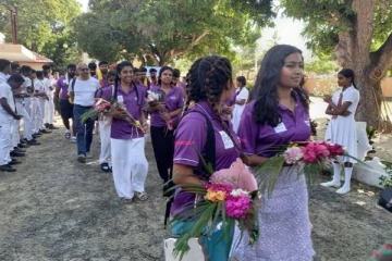யாழ்ப்பாணத்தில் விஜயம் மேற்கொண்ட பிரித்தானிய பல்கலைக்கழக மாணவர்கள்!