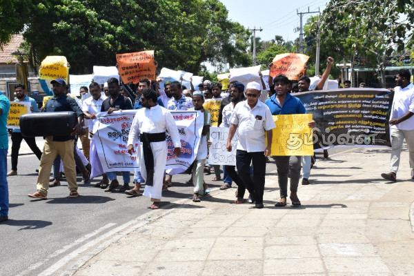 மன்னாரில் 20 ஆவது நாளாக தொடரும் போராட்டம்.. | Protest In Mannar Wind Power