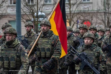 பிரம்மாண்ட போர்ப்பயிற்சியில் ஈடுபட்டுவரும் ஜேர்மனி