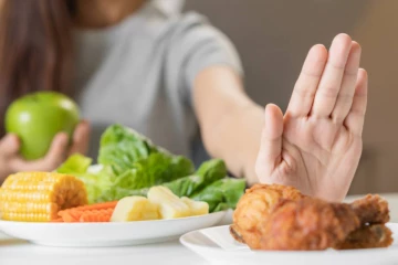 வெயில் காலத்தில் தவிர்க்க வேண்டிய உணவுகள்.., என்னென்ன தெரியுமா?