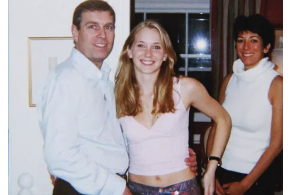 இளவரசர் ஆண்ட்ரூவைக் கவிழ்த்த சிண்ட்ரெல்லா... பிரித்தானிய ஊடகங்கள் விமர்சனம் | Epsteins Cinderella Toppled Prince Andrew