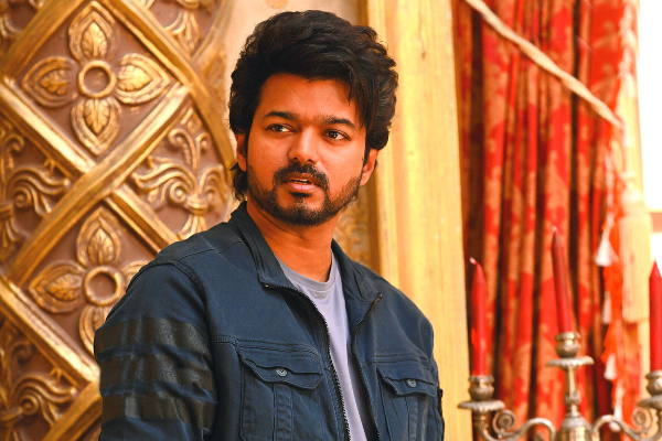 வளர்ப்பு பிள்ளையாக விஜய்.. இது என்ன புது ட்விஸ்ட் | Vijay Is Foster Son In Varisu