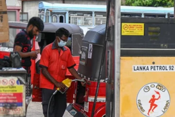 நாட்டில் எரிபொருள் பயன்படுத்தும் பொது மக்களுக்கு அமைச்சர் நளிந்தவின் அவசர அறிவிப்பு