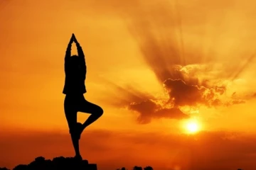 நம் வாழ்க்கையில் தவிர்க்கவேண்டிய முக்கியமான 10 விஷயங்கள்