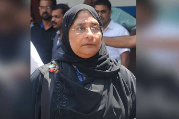 முன்னாள் அமைச்சர் நிலோபர் கபில் மோசடி வழக்கு.. புது ரூட் எடுக்கும் போலீசார்!